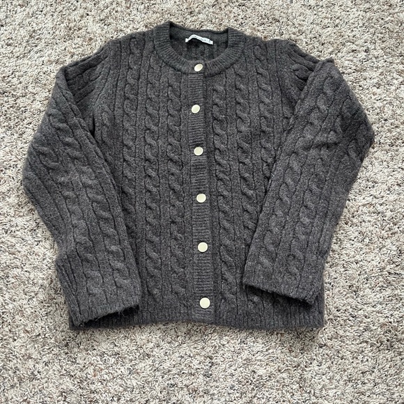 Abercrombie & Fitch Sweaters - Abercrombie Cardigan Sweater